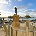 Authentic 2br In The Heart Of By 360 Estates * Valletta