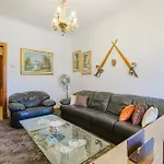 Apartmán Authentic 2br In The Heart Of By 360 Estates