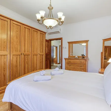 Apartment Authentic 2br In The Heart Of By 360 Estates Valletta