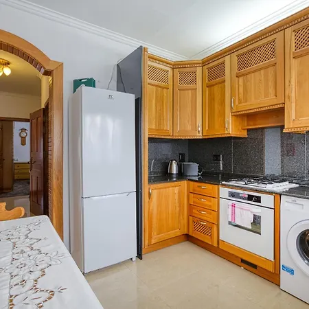 Апартаменты Authentic 2br In The Heart Of By 360 Estates *