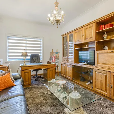 Authentic 2br In The Heart Of By 360 Estates Апартаменты Валетта