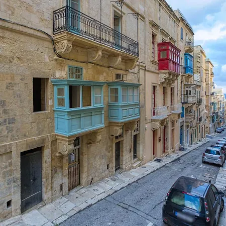 Apartment Authentic 2br In The Heart Of By 360 Estates Valletta