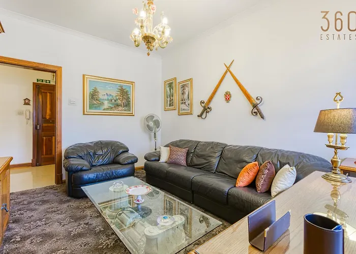 Διαμέρισμα Authentic 2br In The Heart Of By 360 Estates